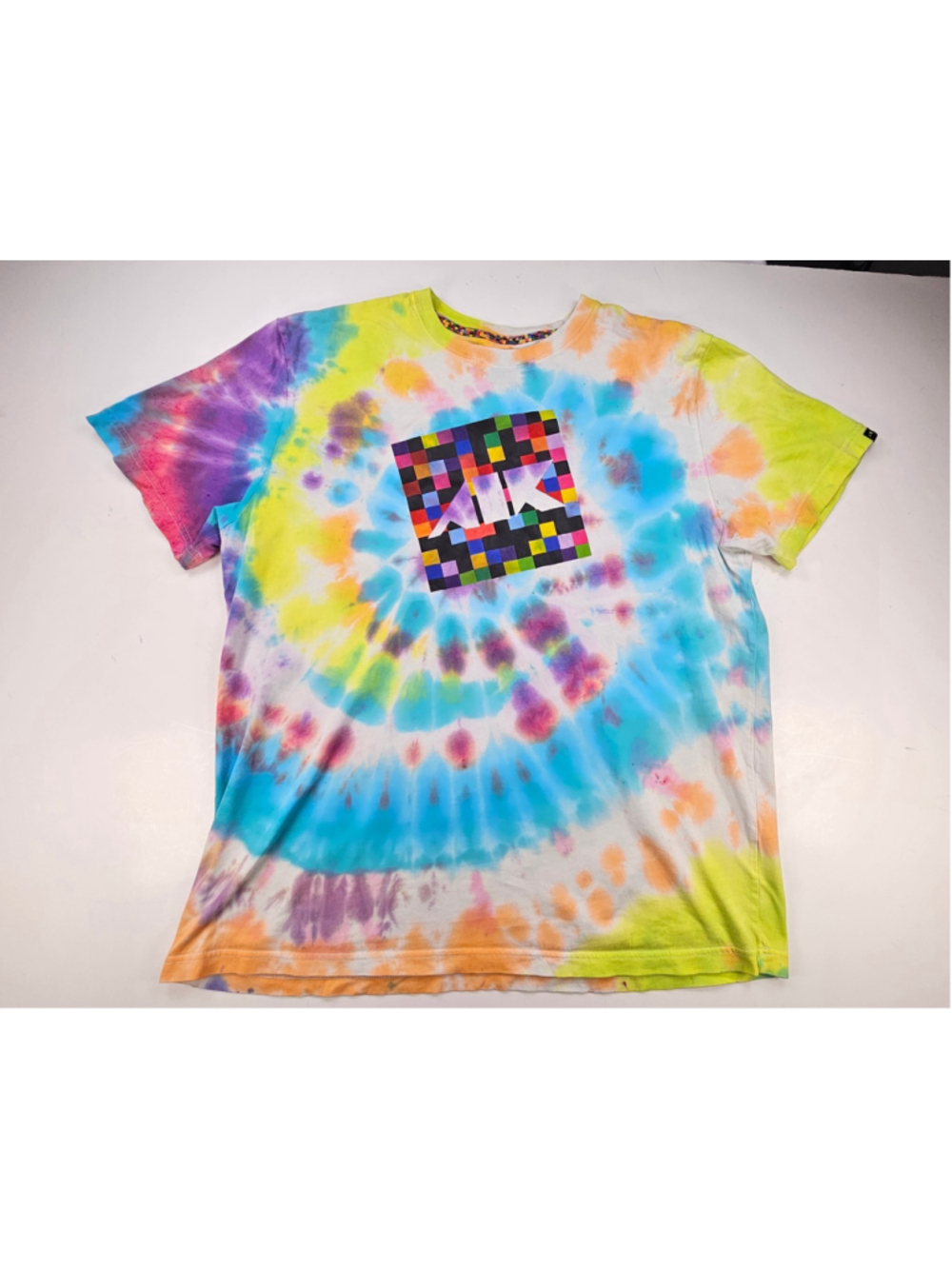 Men's Nike Sportswear Tie-Dye Graphic T-Shirt, XL, Multi-color